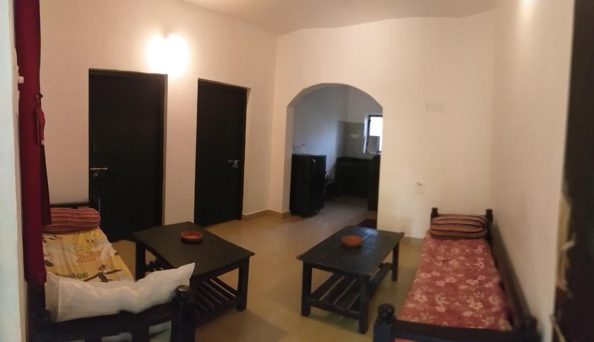 God'S Gift Morjim Hotel Room photo